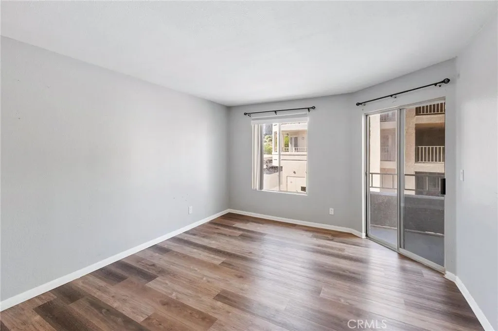 1027 Vista Del Cerro Unit 201, Corona, California 92879 home-pic-22